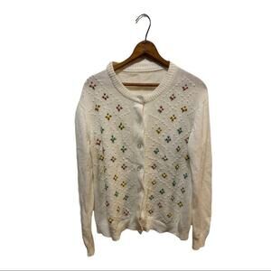 vintage women’s cardigan sweater w embroidered flowers! Cottagecore! Grandma